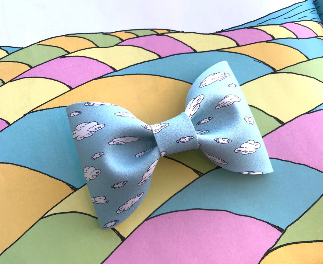 Head In The Clouds Bow Tie Clip